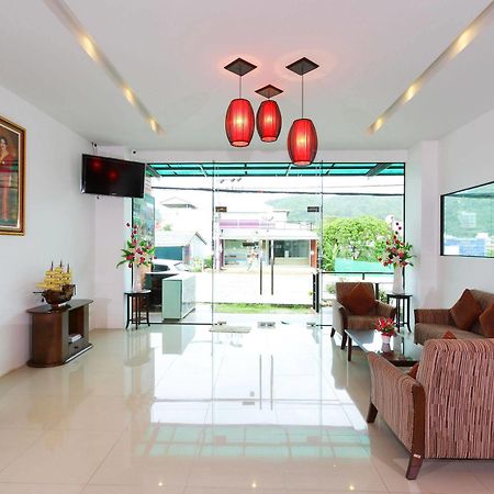 Sri Boutique Hotel Patong Extérieur photo