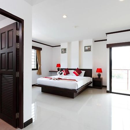 Sri Boutique Hotel Patong Extérieur photo