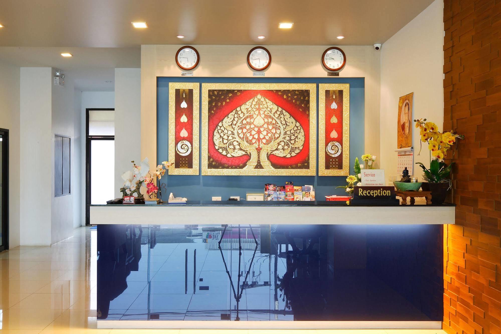 Sri Boutique Hotel Patong Extérieur photo