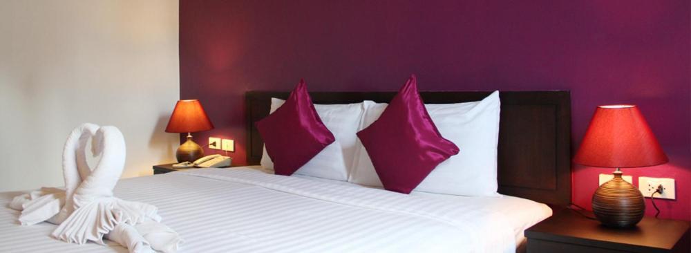 Sri Boutique Hotel Patong Extérieur photo