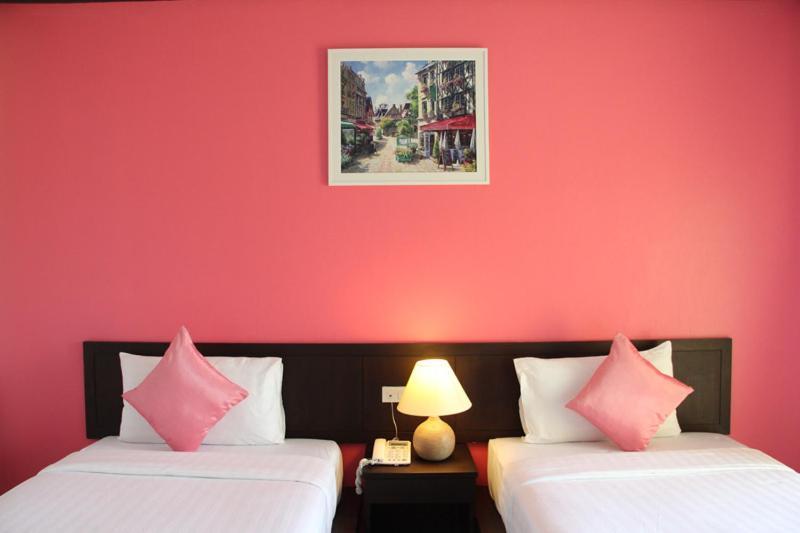Sri Boutique Hotel Patong Extérieur photo