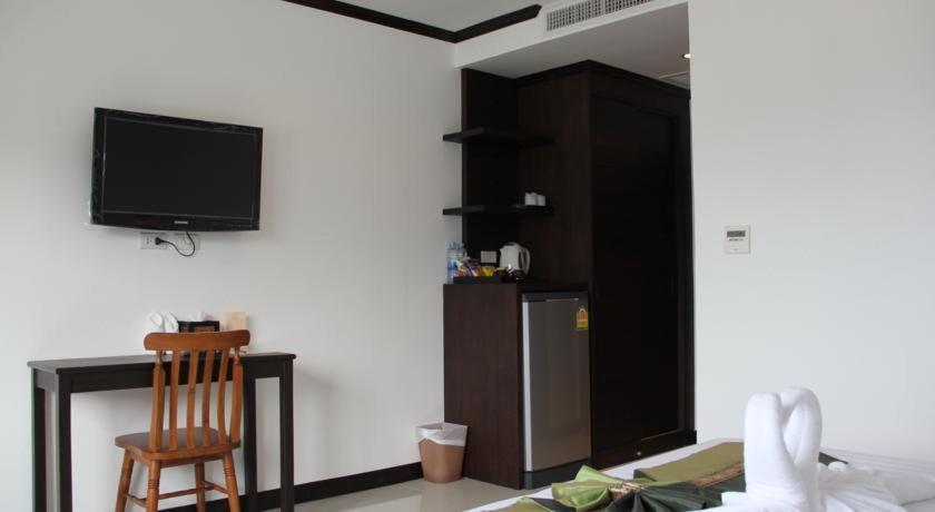 Sri Boutique Hotel Patong Extérieur photo