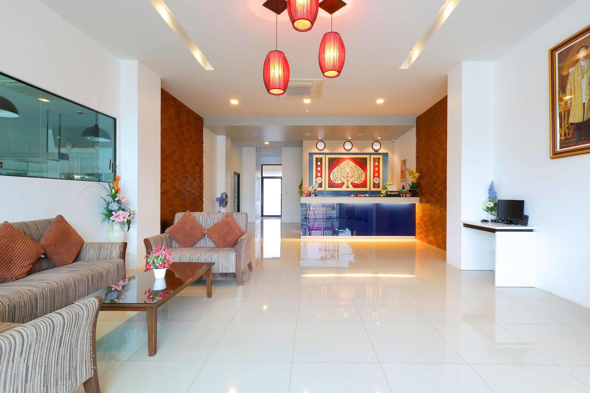 Sri Boutique Hotel Patong Extérieur photo
